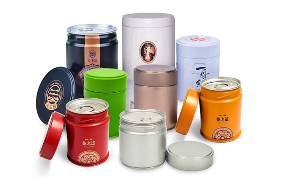 Various sizes of tea tins(1)
