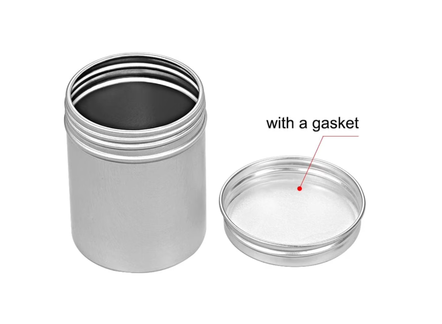 Sealing gaskets and lining technology are used inside the lid